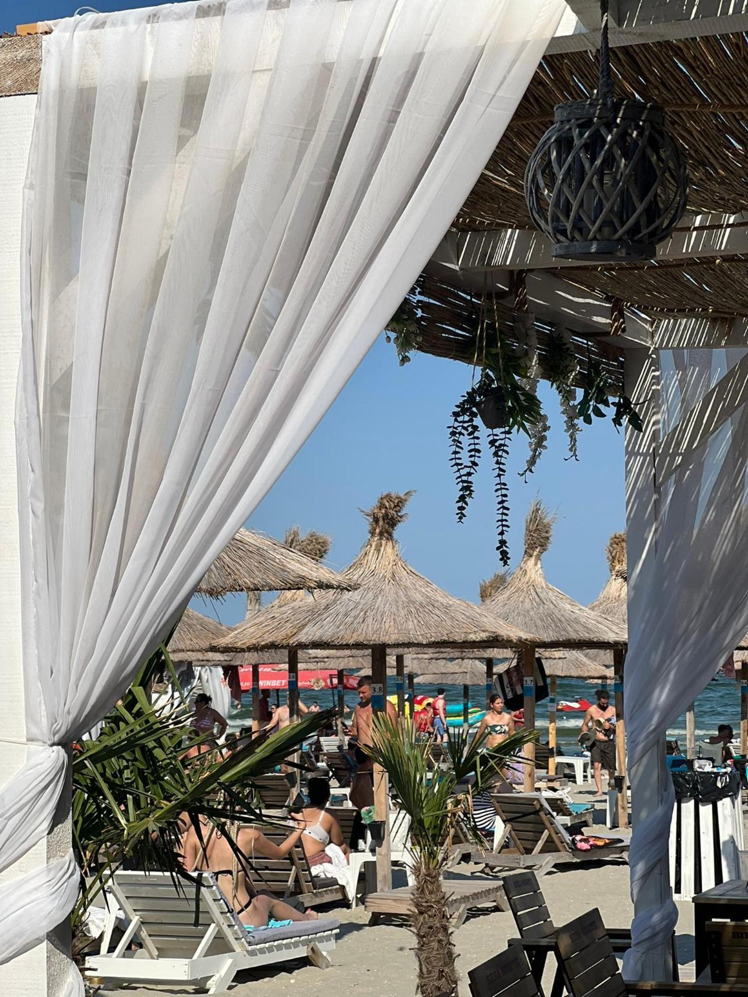 Hotel Manor Năvodari Kültér fotó