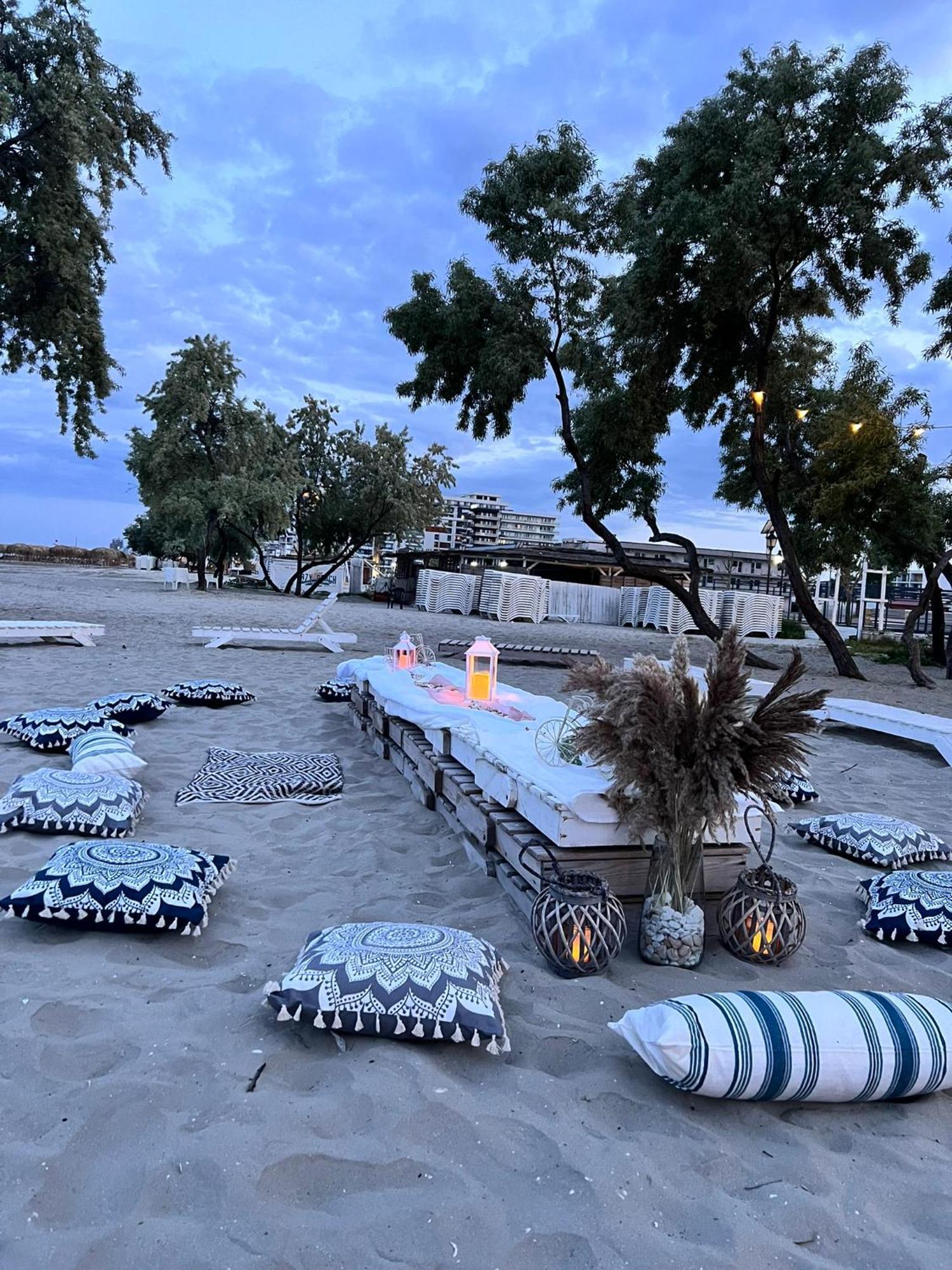 Hotel Manor Năvodari Kültér fotó