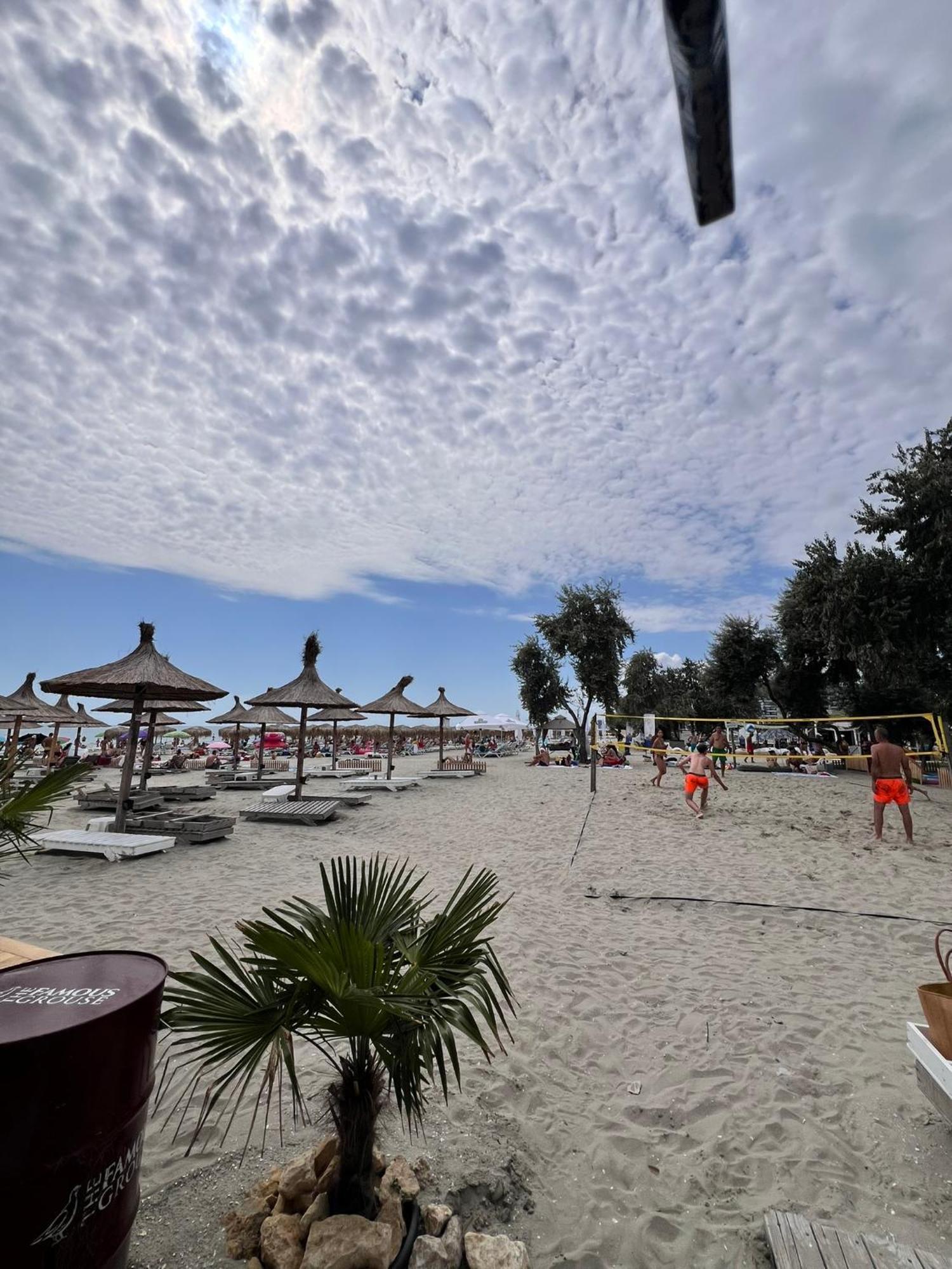 Hotel Manor Năvodari Kültér fotó